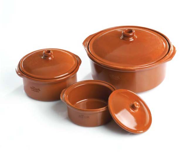 20cm Classic Terracotta Cocotte with Lid